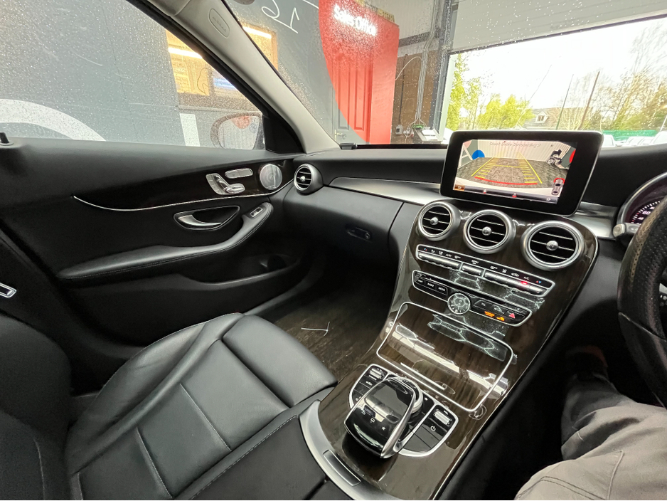 2016 Mercedes-Benz C Class - image 21