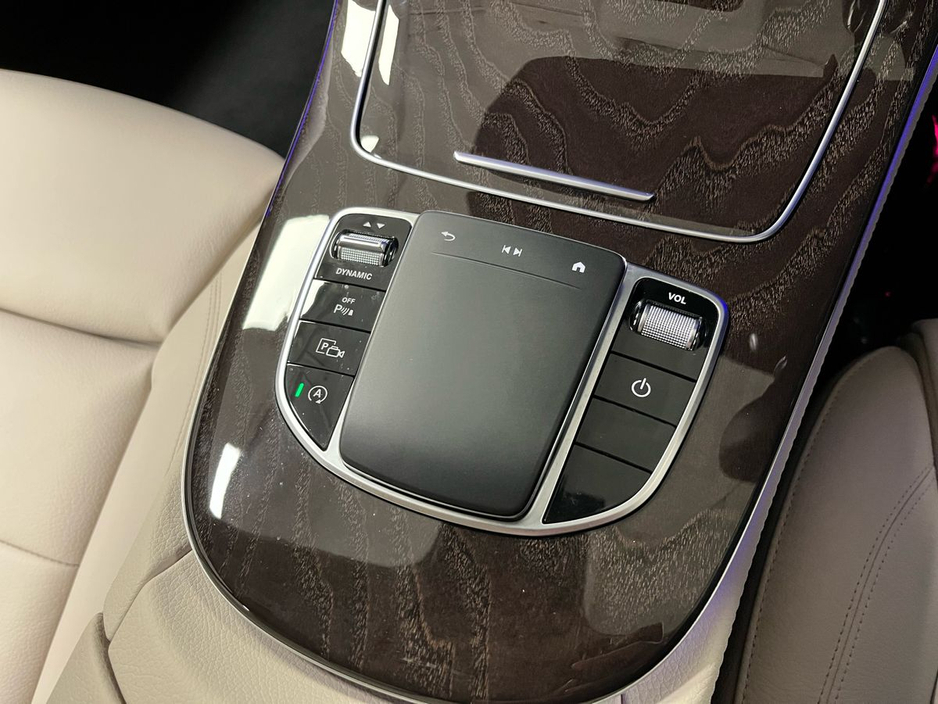 2023 Mercedes-Benz E Class 220d Avantgarde - 1 OWNER IRISH CAR - 17 Inch Alloys - Reversing Camera - Ambient Lighting - Sat Nav - Climate Control - Heated Seats - Auto Lights/Wipers - €58,950 or €59,900 with Supagard Vehicle Pr €58,950