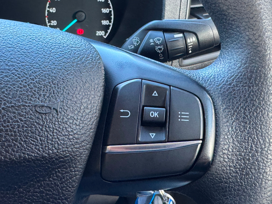 2021 Ford Transit Custom - image 23