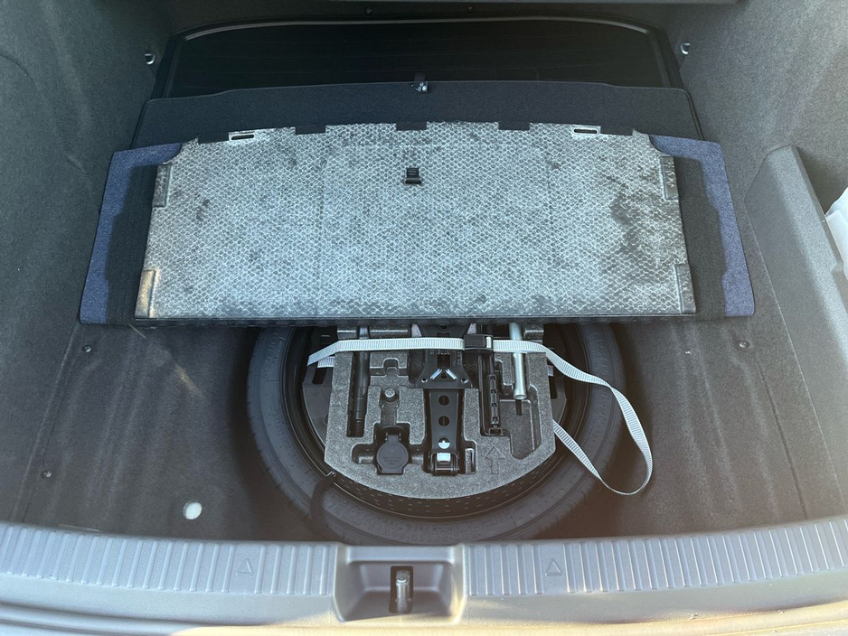 2026 Skoda Superb - image 21