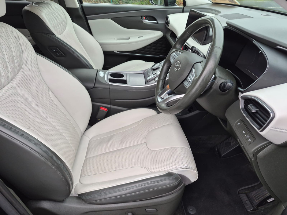 2022 Hyundai Santa Fe  €35,999