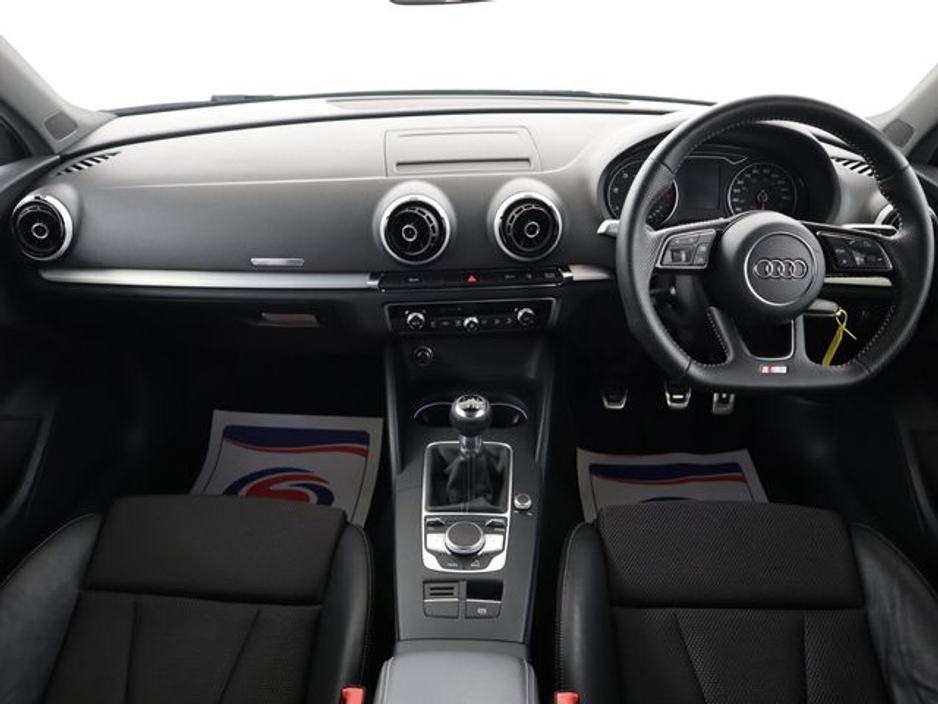 2016 Audi A3 - image 12