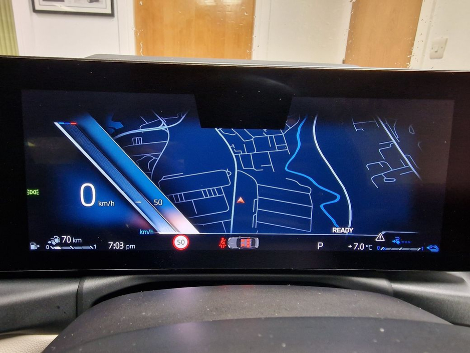 2023 BMW 3 Series - image 17