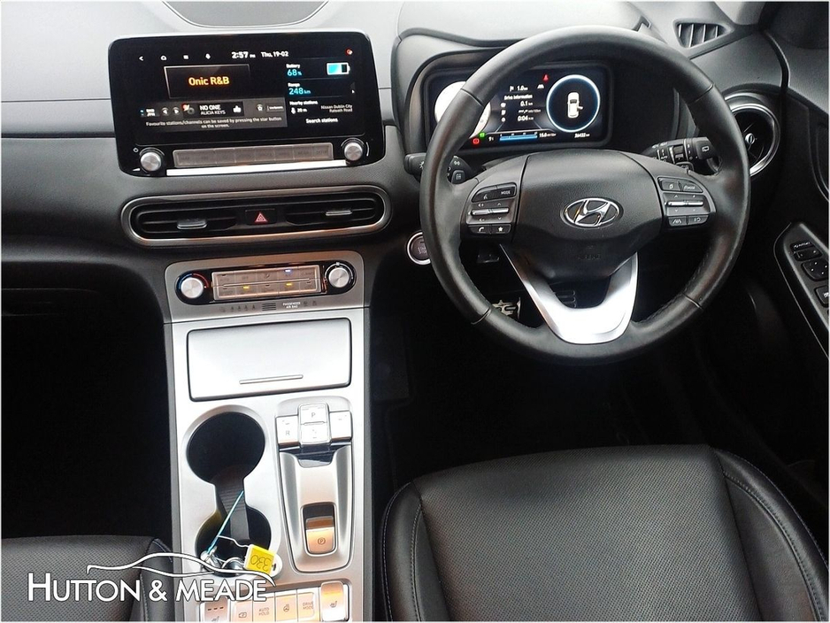 2023 Hyundai Kona Premium 64kw Range 480kms €22,999