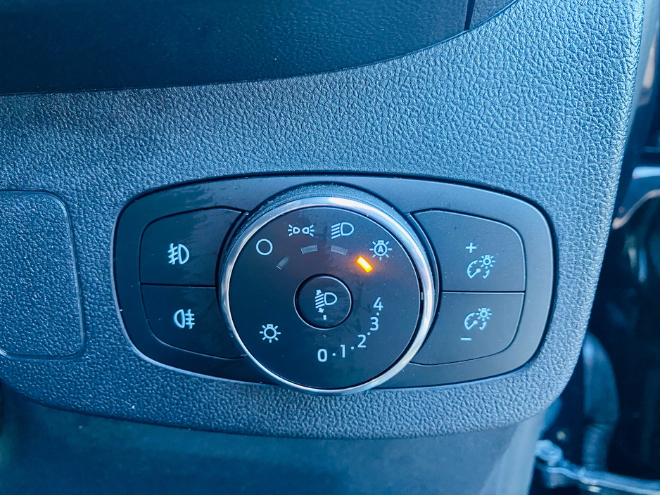 2023 Ford Puma - image 24