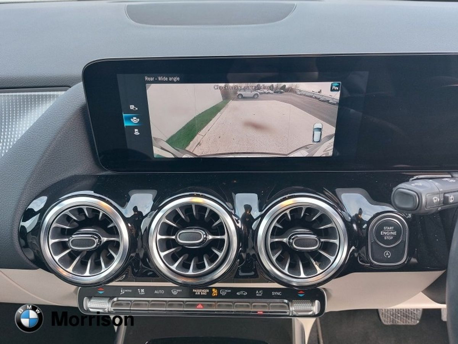 2023 Mercedes-Benz GLA Class GLA PHEV 250e A/T Progressive €40,995