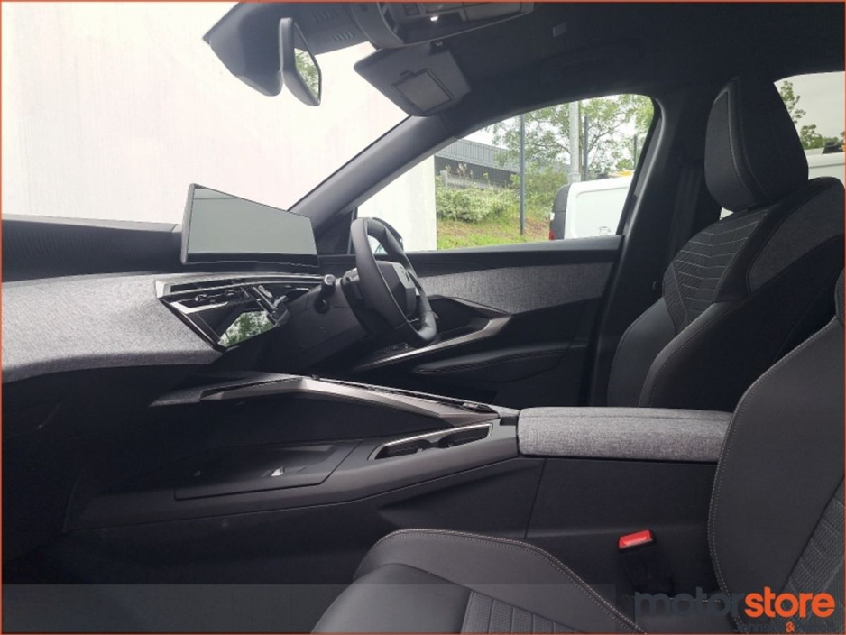 2026 Peugeot 3008 ELECTRIC 3008 NOW TAKING ORDERS €47,500