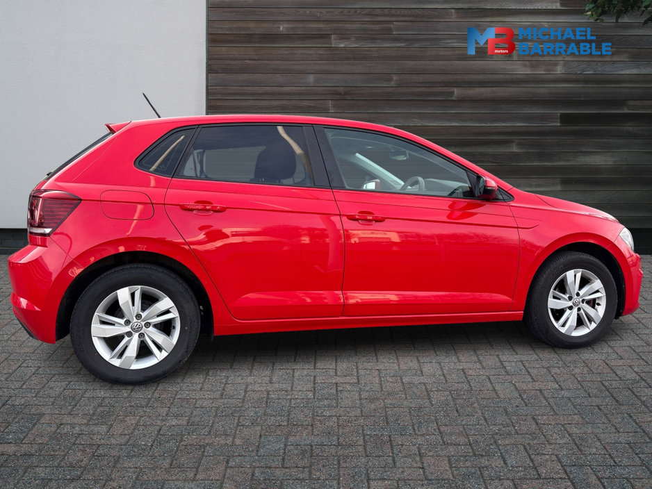 2019 Volkswagen Polo - image 4