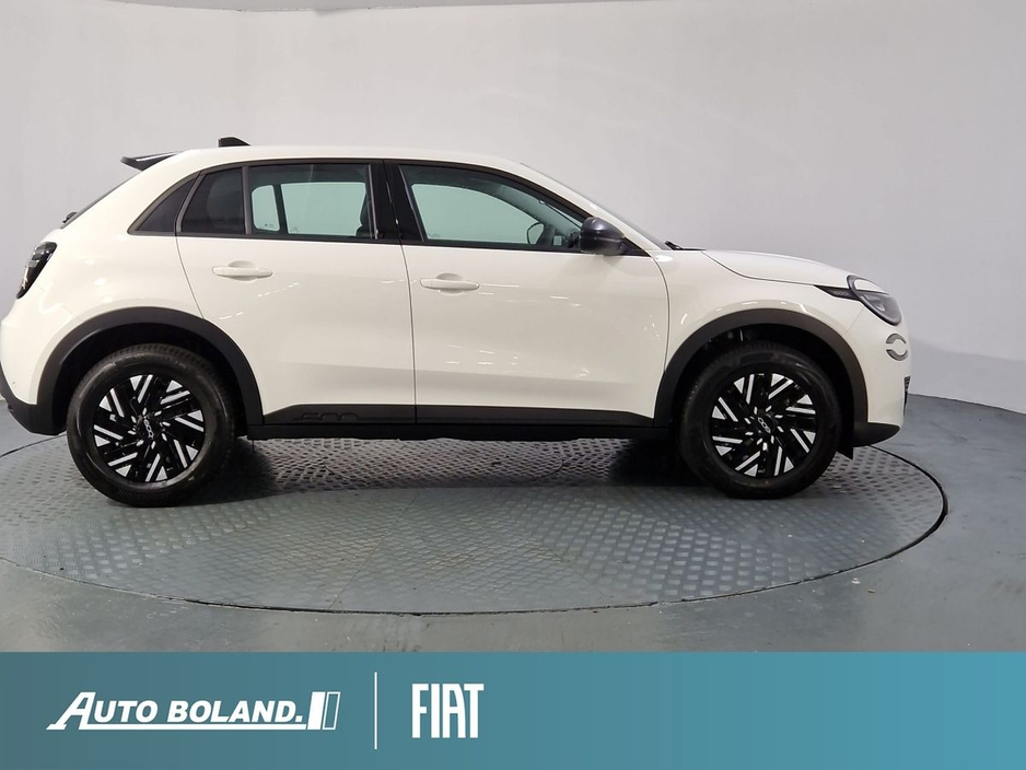 2026 Fiat 600 1.2 Hybrid €30,690