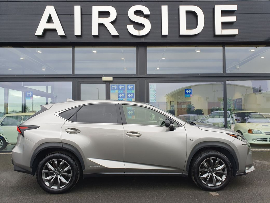2016 Lexus NX 300 h F-SPORT * HALF LEATHER * 2.5 SELF CHARGING HYBRID