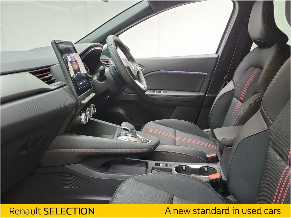 2023 Renault Captur - image 5