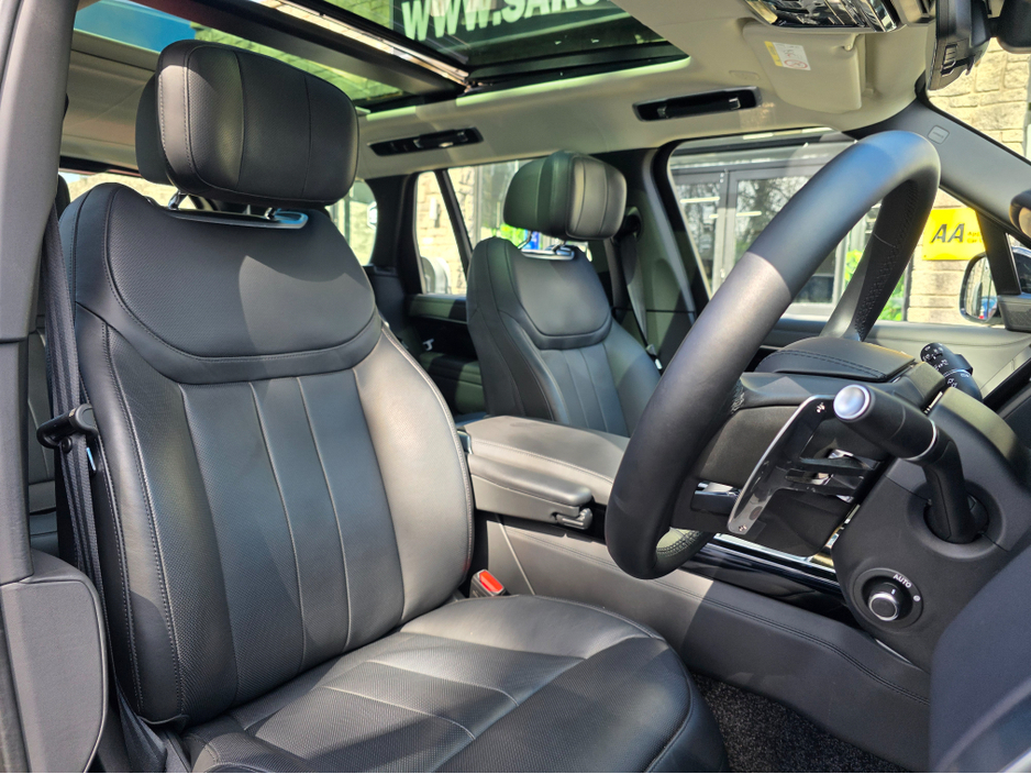 2025 Land Rover Range Rover - image 16