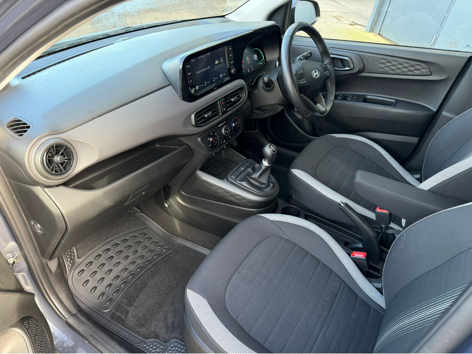 2023 Hyundai i10 - image 9