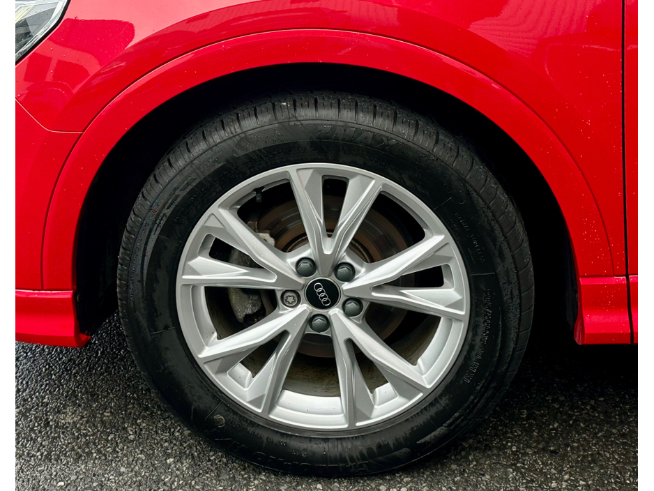 2024 Audi Q3 - image 6