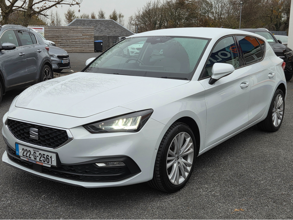 2022 SEAT Leon - image 7