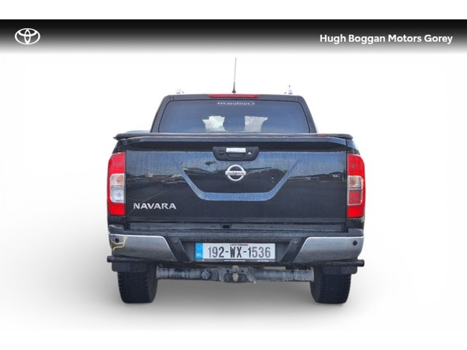 2019 Nissan Navara - image 4