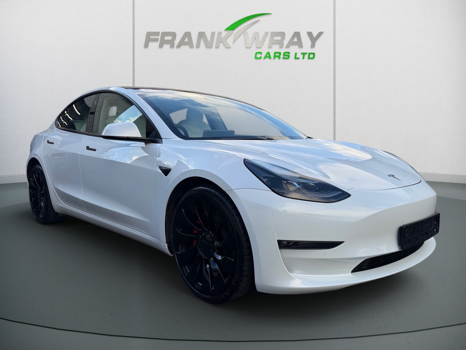 2021 Tesla Model 3 - image 3
