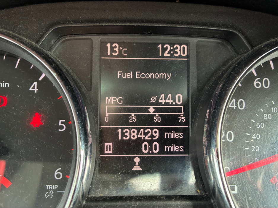 2011 Nissan Qashqai +2 - image 23