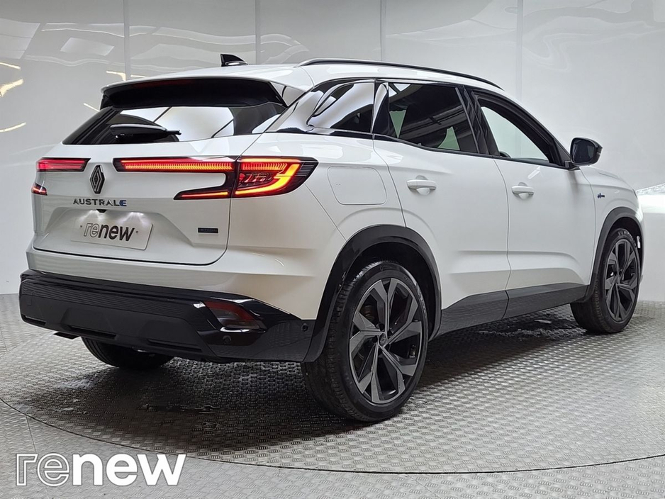2024 Renault Austral - image 2