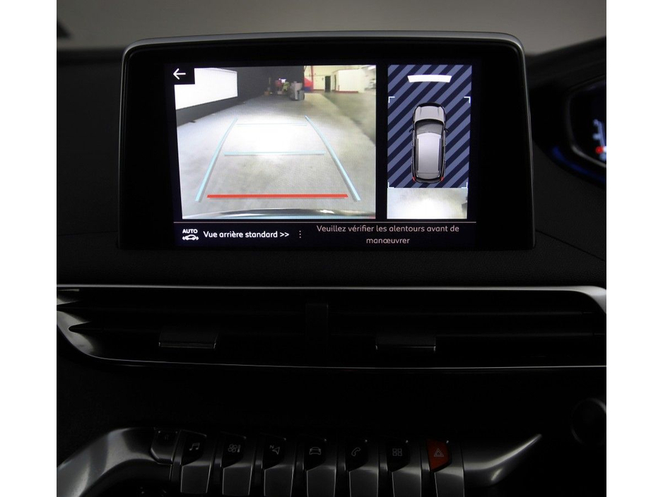 2019 Peugeot 3008 - image 21