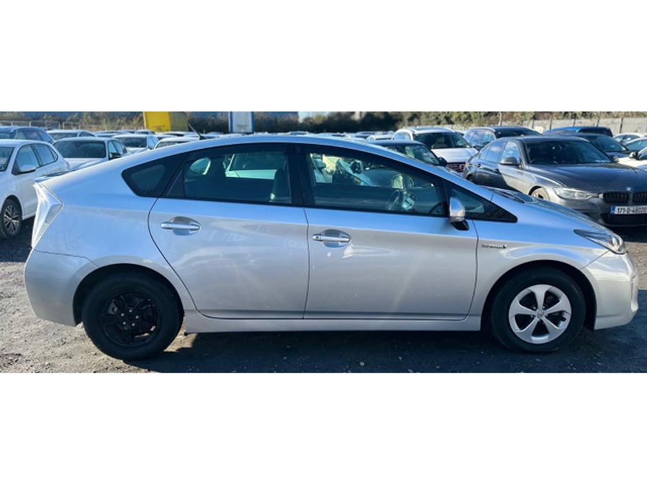 2012 Toyota Prius 1.8 Automatic petrol Hybrid Low Mileage (0324) €8,995