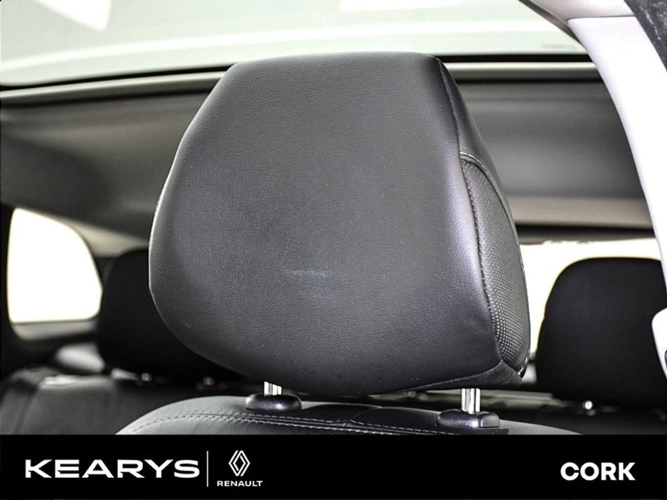 2019 Renault Kadjar - image 18