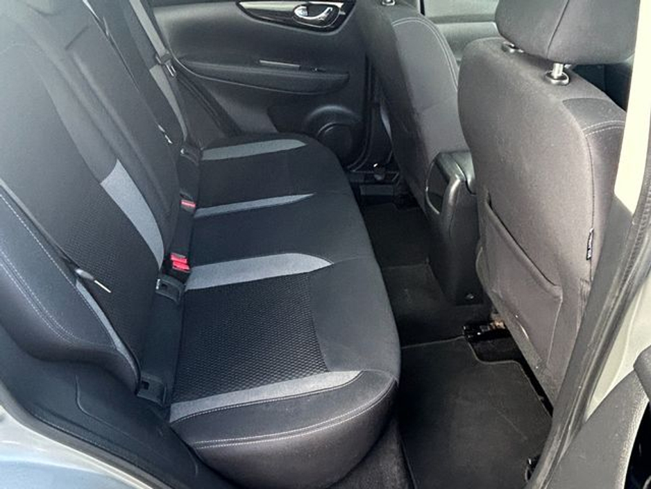 2020 Nissan Qashqai - image 12