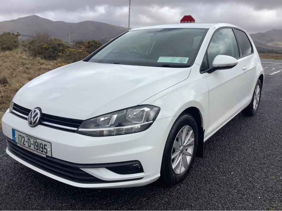 2017 Volkswagen Golf - image 19