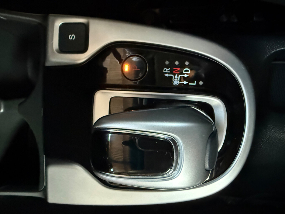 2019 Honda Fit - image 11