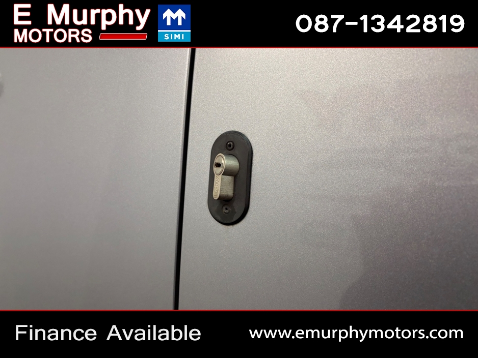 2023 Peugeot Expert - image 28