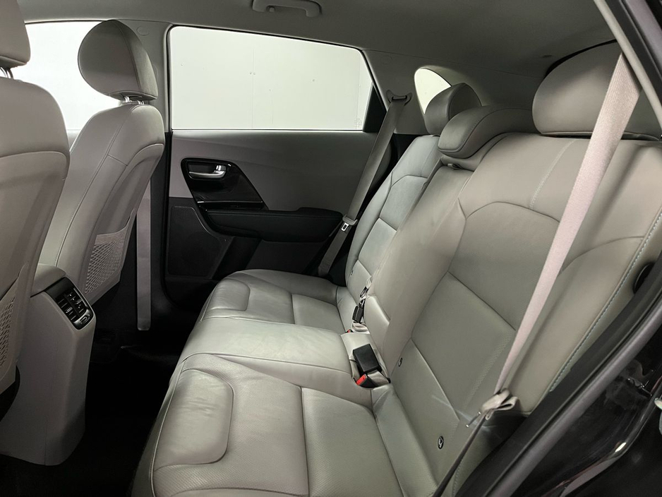2019 Kia Niro 1.6 GDI PHEV - Reversing Camera - Sat Nav - Climate Control - Heated Seats - Keyless Start - Apple CarPlay/Android Auto €19,950