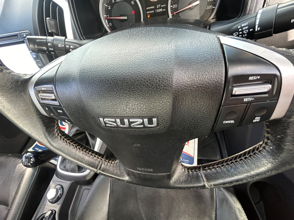 2019 Isuzu D-MAX - image 18