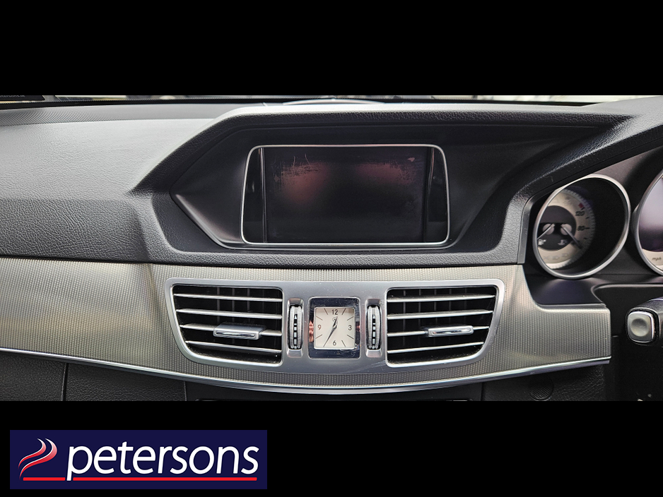 2016 Mercedes-Benz E Class - image 27