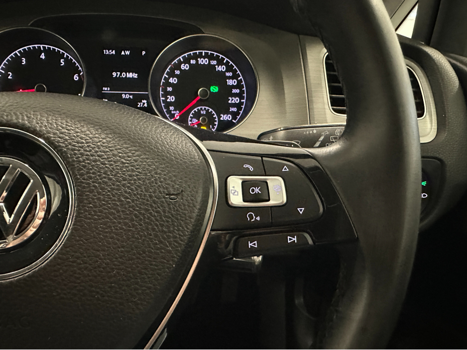 2014 Volkswagen Golf (141) GOLF 1.2TSI DSG LOW KMS VW/AUDI SPECIALISTS WWW.DENISDARCYCARS.IE €11,950