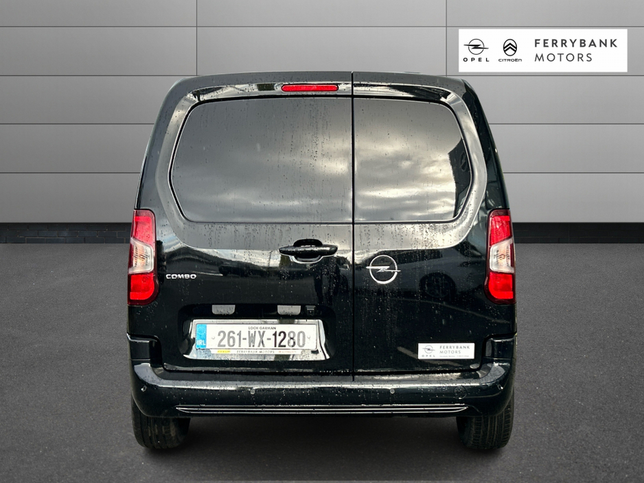 2026 Opel Combo SPORT L1H1-1.5 100PS D-6SP