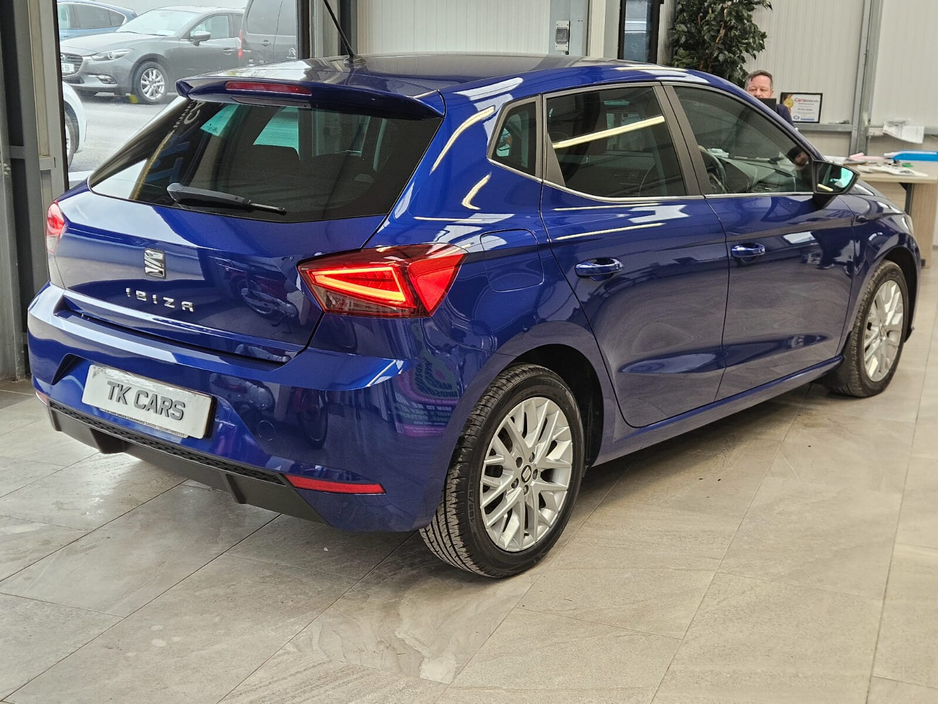 2018 SEAT Ibiza - image 2