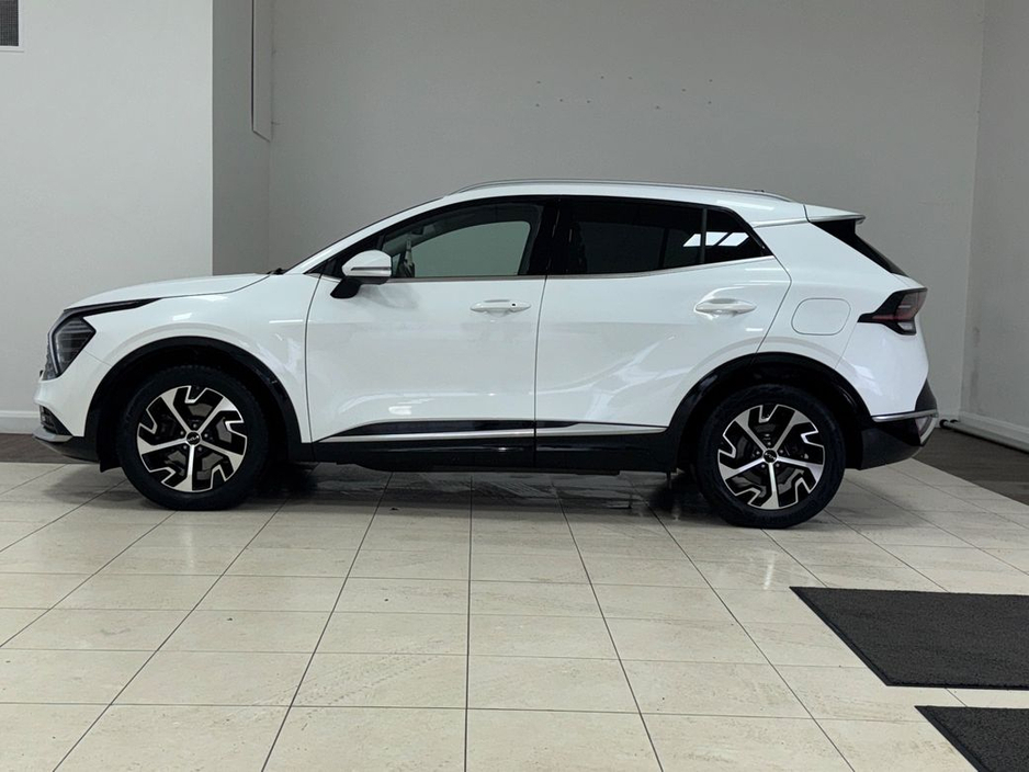 2023 Kia Sportage - image 10