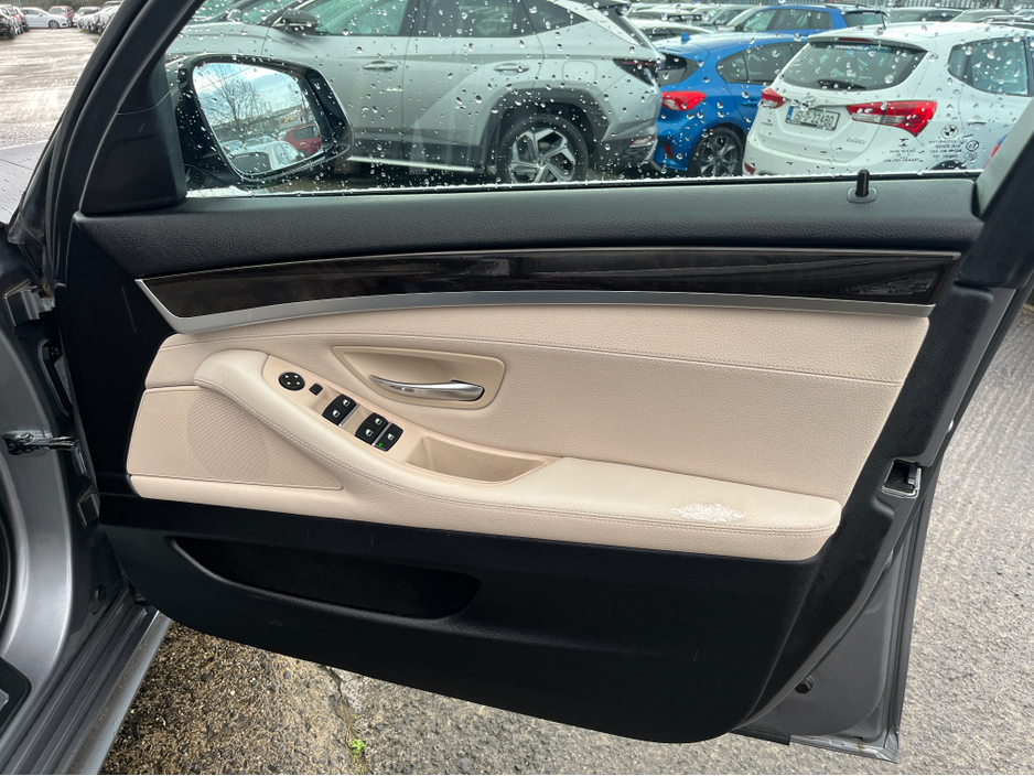 2016 BMW 5 Series 520D M-SPORT AUTOMATIC 2.0 DIESEL