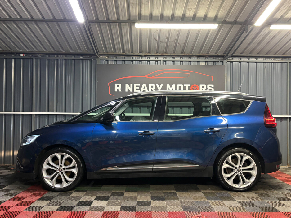 2019 Renault Grand Scenic - image 5
