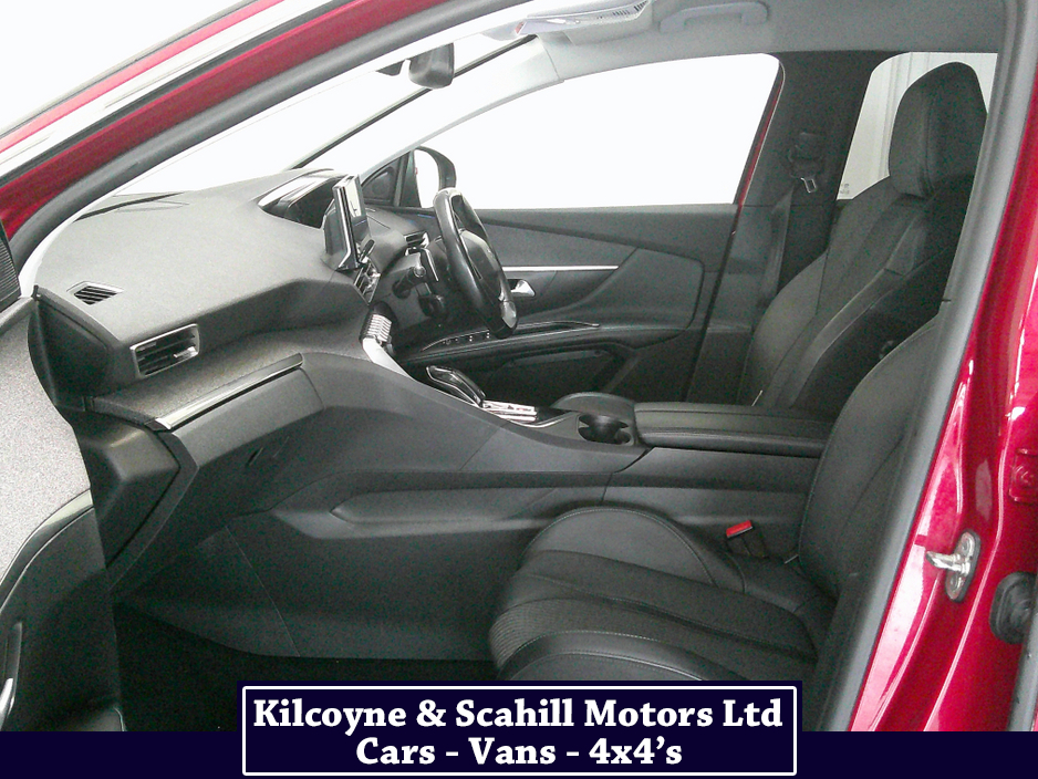 2022 Peugeot 5008 ALLURE PREMIUM B-HDI BLUEHDI S/S