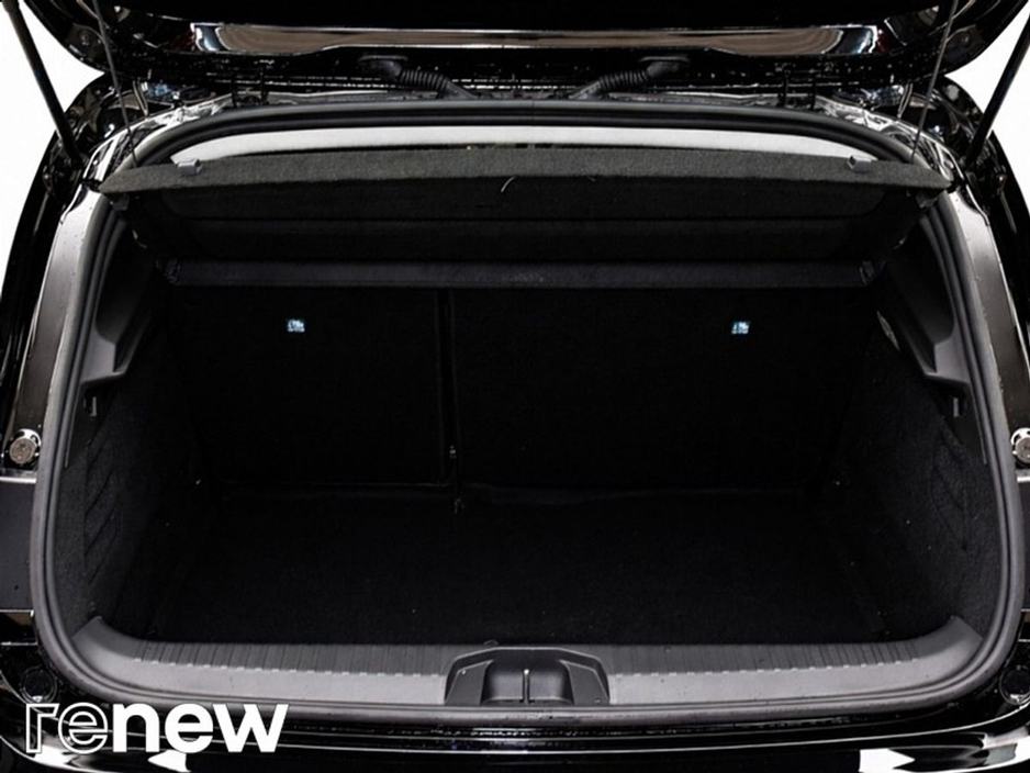 2025 Renault Clio - image 12