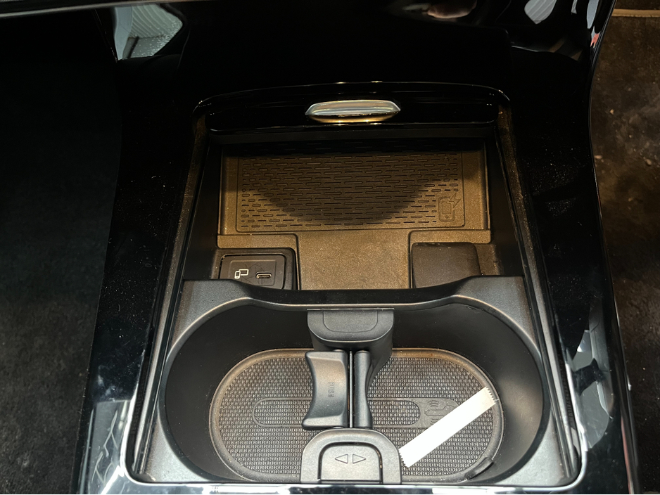 2019 Mercedes-Benz A Class €23950 2019 MERCEDES-BENZ A200D 2.0 AUTOMATIC / CRUISE CONTROL / REVERSE CAMERA & PARKING SENSORS / ELECTRIC MEMORY & HEATED SEATS / PADDLE SHIFTERS AND MORE €23,950