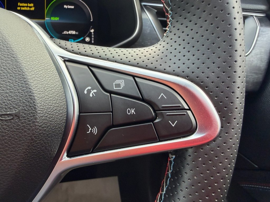 2024 Renault Arkana - image 27