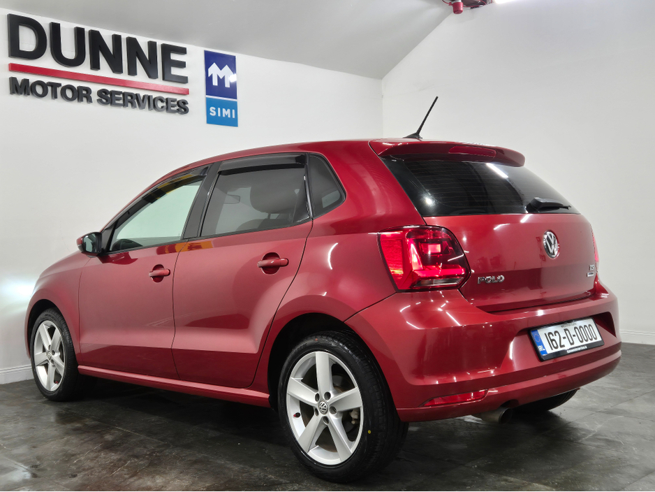 2016 Volkswagen Polo **HIGHLINE**AUTO**LEATHER/ALCANTARA SEATS**HEATED SEATS**ANDROID/APPLE MEDIA RADIO**DISTRONIC CRUISE CONTROL**LED HEADLAMPS**CLIMATE CONTROL**REVERSE CAMERA**AUTO LIGHTS**FOLDING MIRRORS**PADEL SHIFT* €13,499