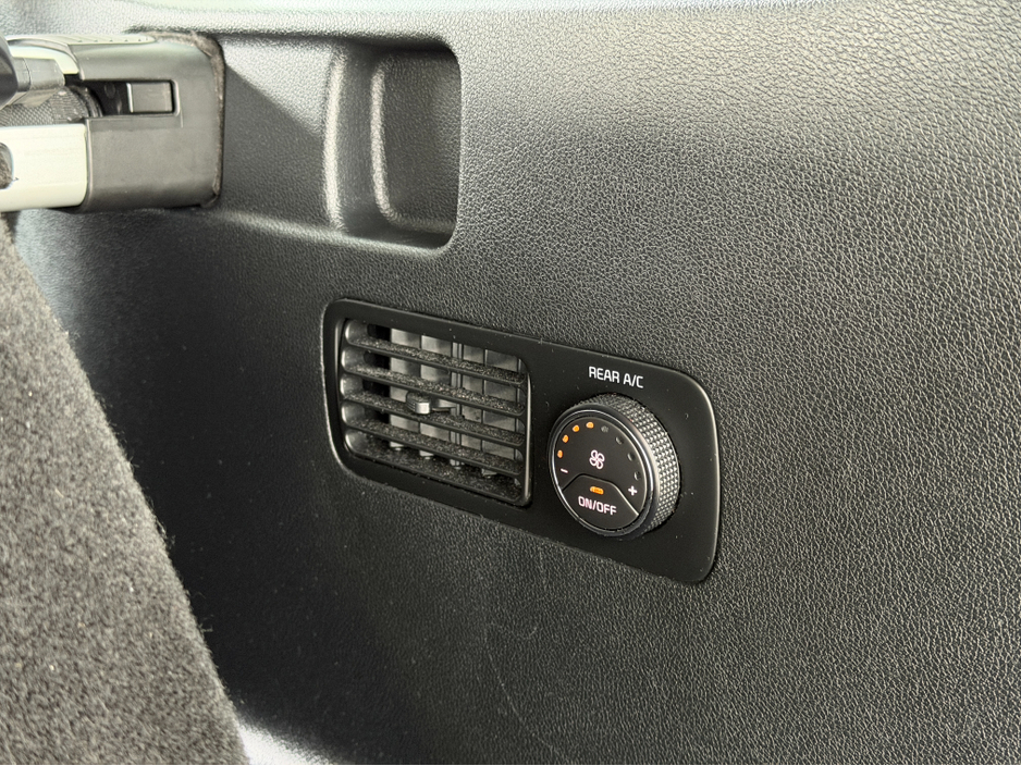 2016 Kia Sorento - image 26