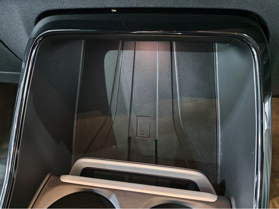 2023 BMW 2 Series ACTIVE TOURER 225E M SPORT (PLUG IN HYBRID) X-DRIVE AUTOMATIC **ONE OWNER / APPLE CARPLAY / CRUISE CONTROL / COMFORT ACCESS / HEATED FRONT SEATS / SAT NAV / REVERSE CAMERA / WIRELESS PHONE CHARGING** €35,900