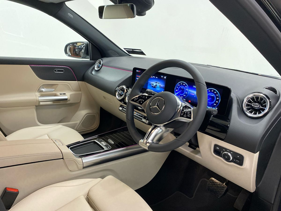 2026 Mercedes-Benz EQA - image 9