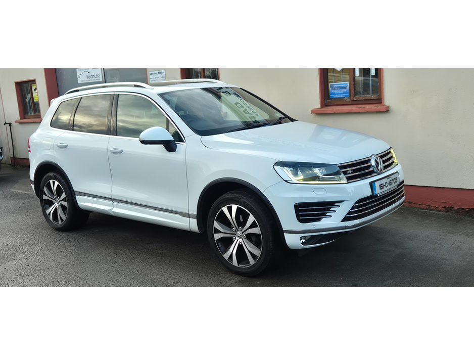 2016 Volkswagen Touareg 3.0 TDI R-LINE BLUEMOTION 258 5DR A V6 €18,659
