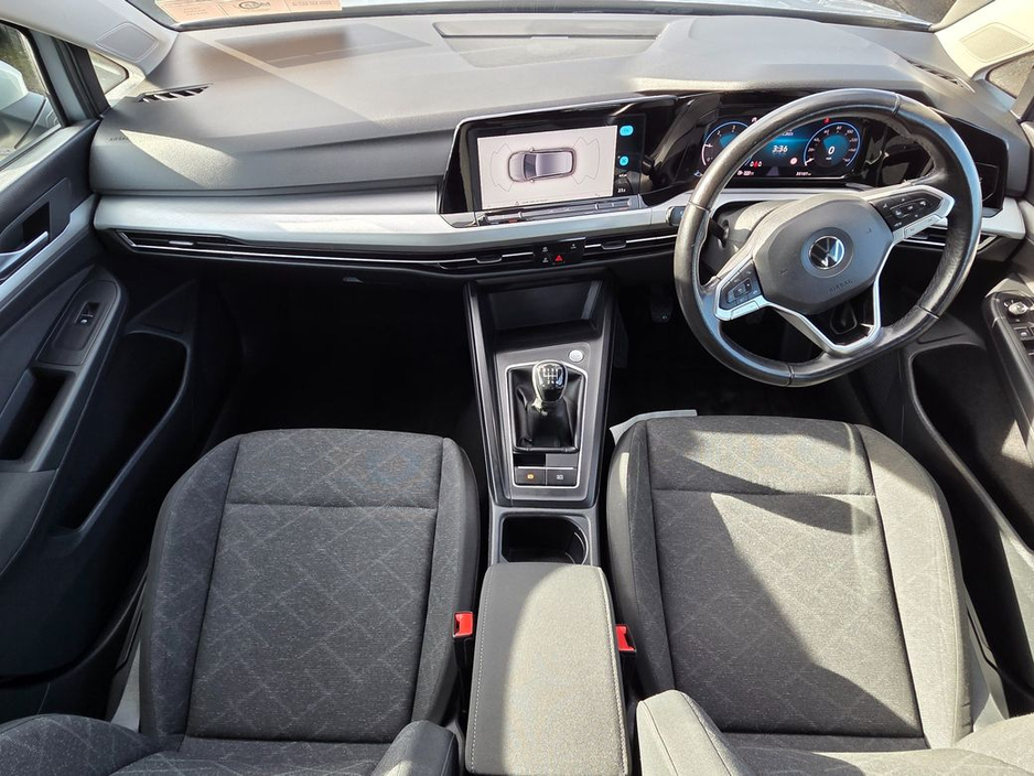 2022 Volkswagen Golf LIFE TDI €25,950