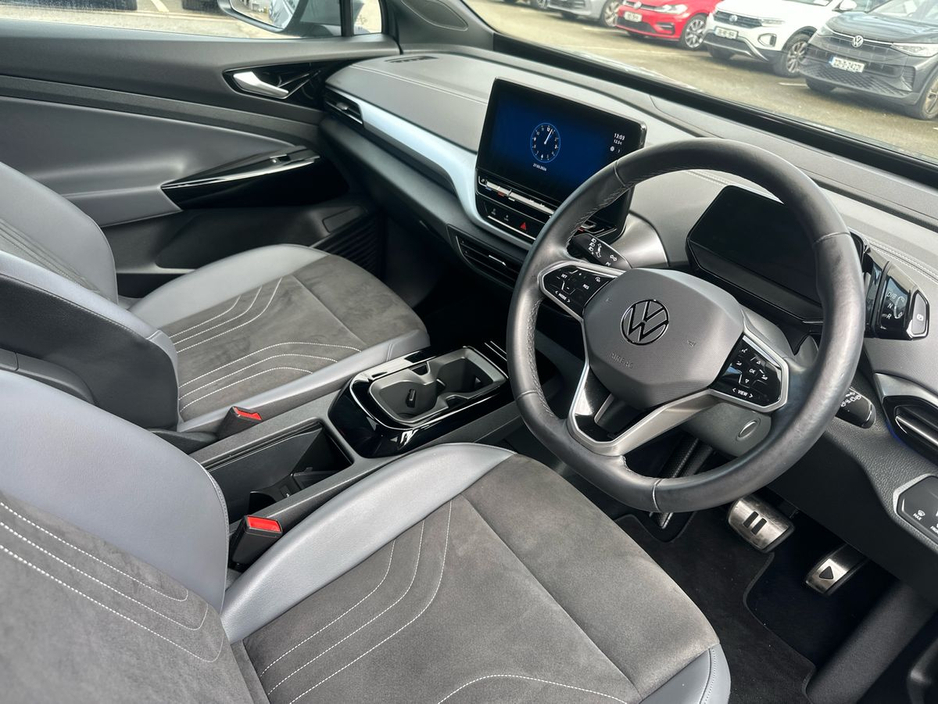 2023 Volkswagen ID.4 - image 6
